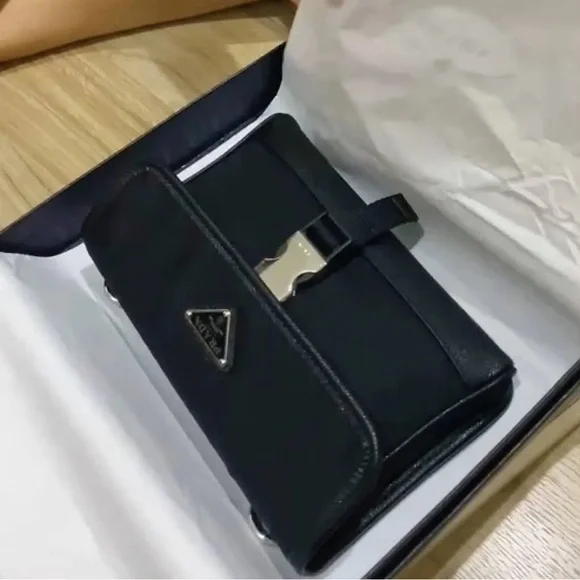 Prada.Re-Nylon And Saffiano Leather Phone holder Pouch Strap, Mint Condition💯 - Picture 5 of 13